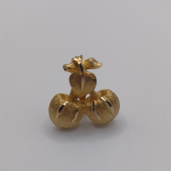 BSK Jewelry - BSK Gold-Toned Cherry Brooch